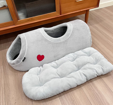 cama del túnel para los gatos